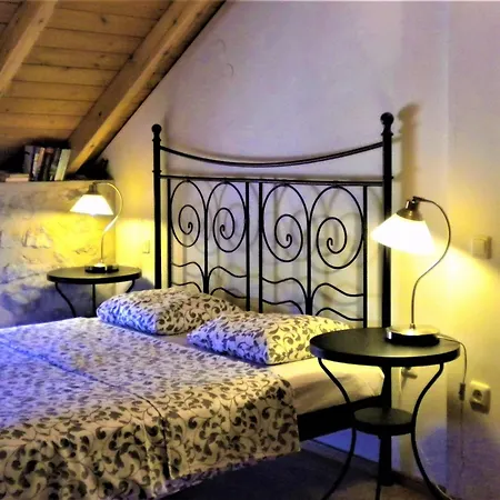 Semesterbostad Steinhaus In Leonido Mit Parkplatz By Interhome