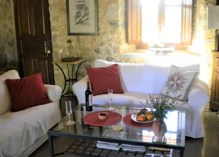 Steinhaus In Leonido Mit Parkplatz By Interhome Casa de Férias