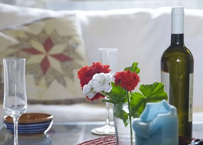 Steinhaus In Leonido Mit Parkplatz By Interhome * 利昂尼迪翁