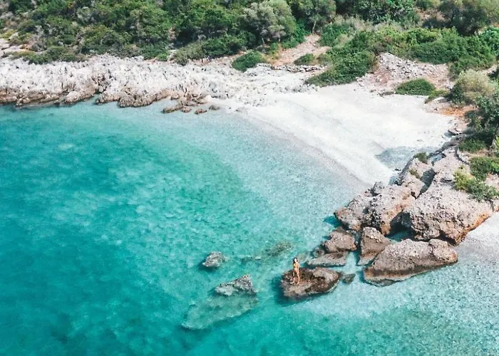 Casa de Férias Steinhaus In Leonido Mit Parkplatz By Interhome