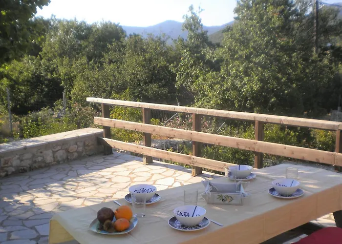 Steinhaus In Leonido Mit Parkplatz By Interhome *