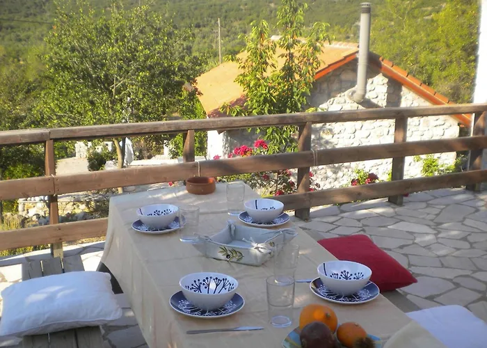 Steinhaus In Leonido Mit Parkplatz By Interhome