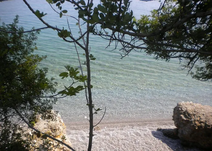 Steinhaus In Leonido Mit Parkplatz By Interhome