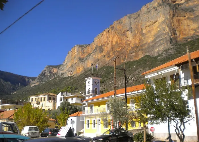 Steinhaus In Leonido Mit Parkplatz By Interhome 度假居