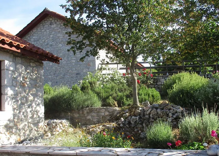 Steinhaus In Leonido Mit Parkplatz By Interhome Casa de Férias Leonídion